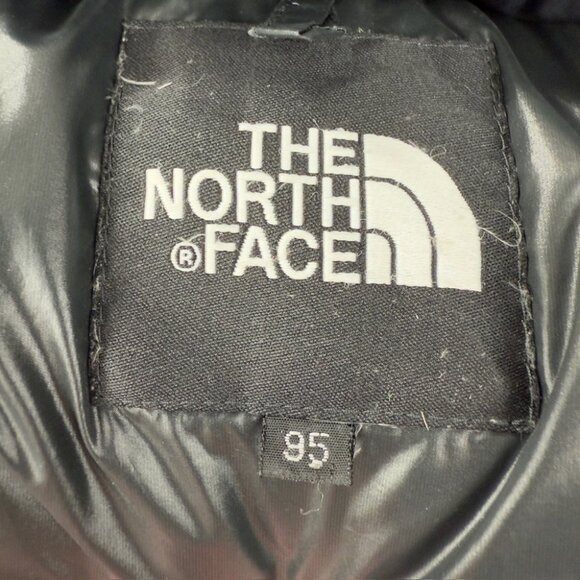 The North Face Women's Size Medium 700 Down Fill Nuptse Black Puffer Jacket - Picture 10 of 16